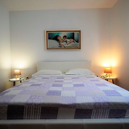 Apartman Nada I 法扎纳 外观 照片